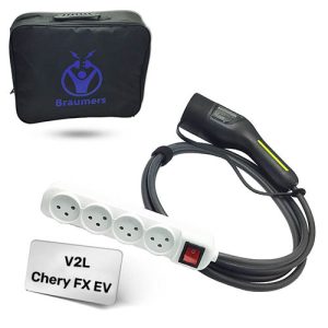 מתאם Braumers V2L מחובר לשקע הטעינה של רכב צ'רי FX EV לבן